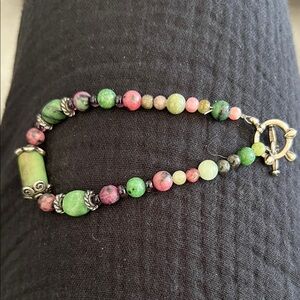 Elegant Multicolor Beaded Bracelet